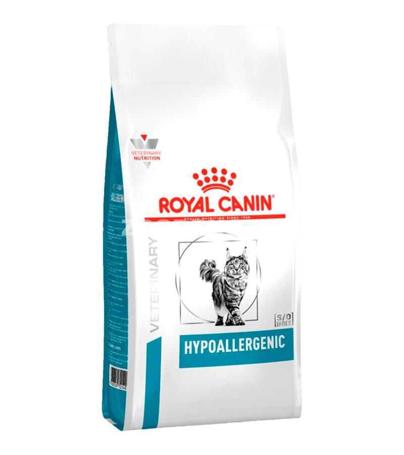 Сухой диетический корм Royal Canin Hypoallergenic для взрослых кошек при пищевой аллергии со вкусом курицы.