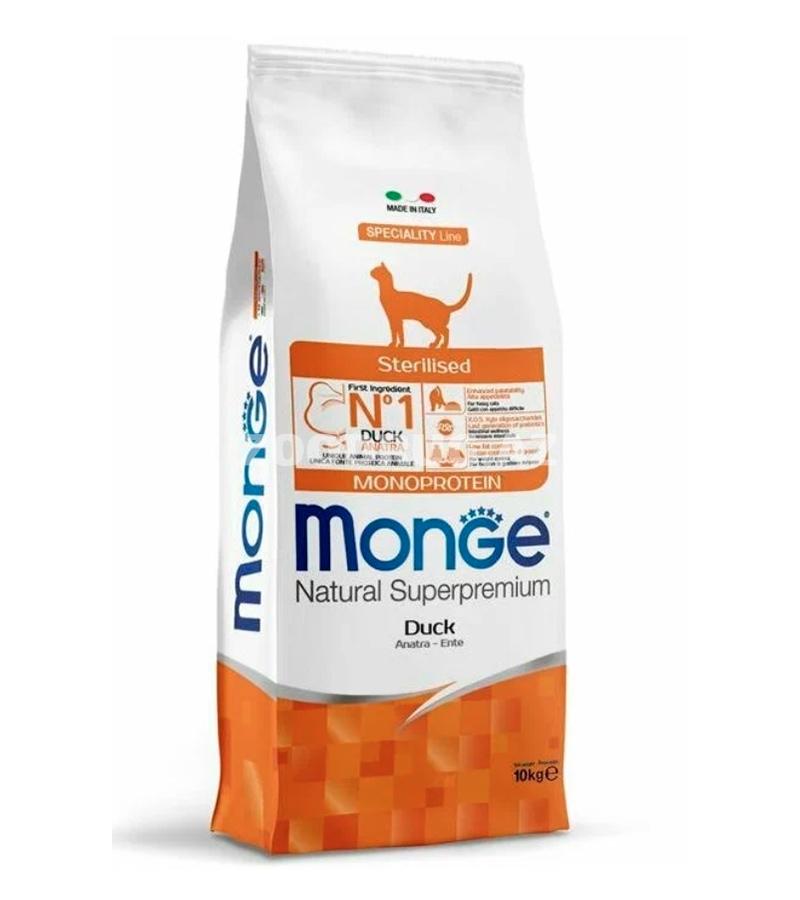 Сухой корм Monge Sterilised Cat с уткой монобелковый для взрослых кастрированных котов и стерилизованных кошек .