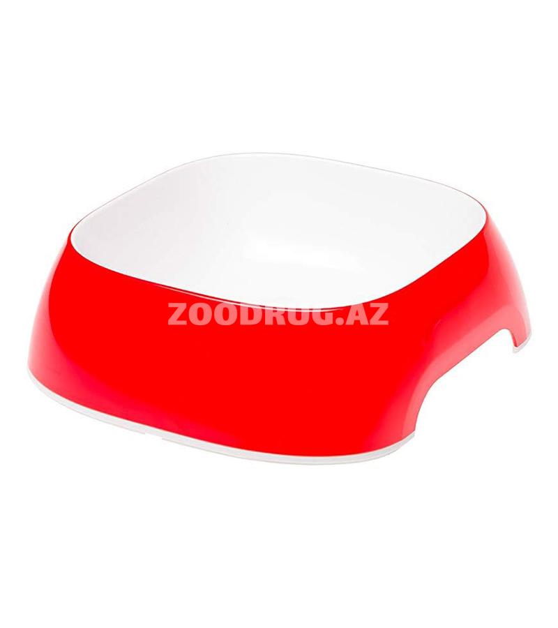 Ferplast Glam Bowl — bu, davamlı və təhlükəsiz plastikdən hazırlanmış, ev heyvanları üçün nəzərdə tutulmuş zərif və praktik qabdır.